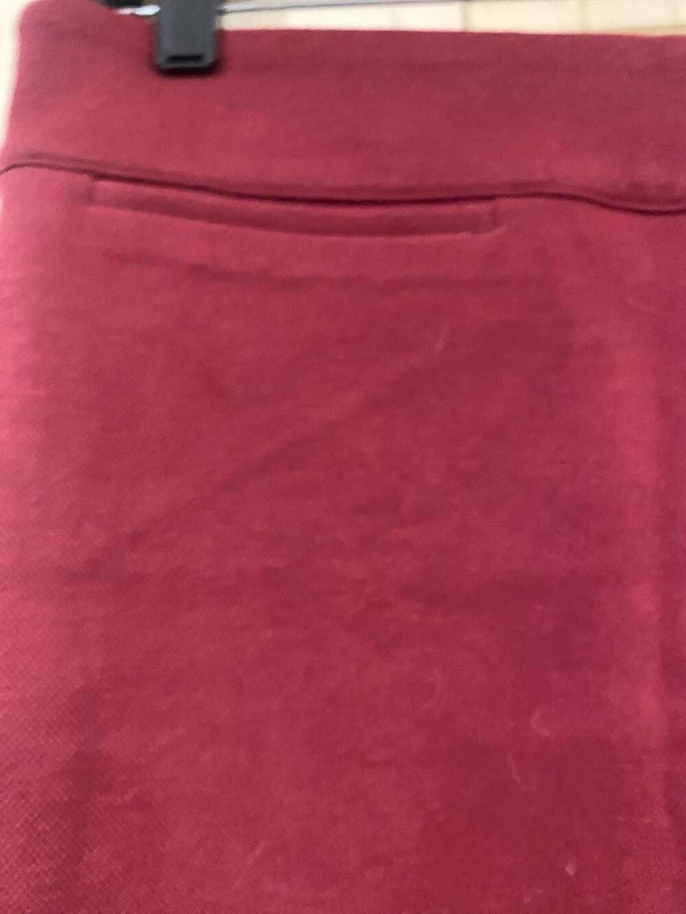 Macade Golf Burgundy Players Flex Skort - Picture 5 of 11